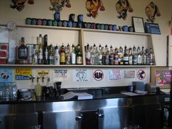 Alexander Hotel - Tourism Cairns 2