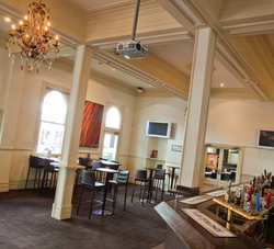 Melbourne Hotel Perth - Tourism Cairns 2