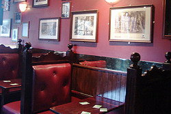 Victoria Tavern - Tourism Cairns 3