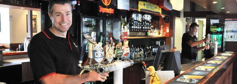 Brougham Arms Hotel - Tourism Cairns 1