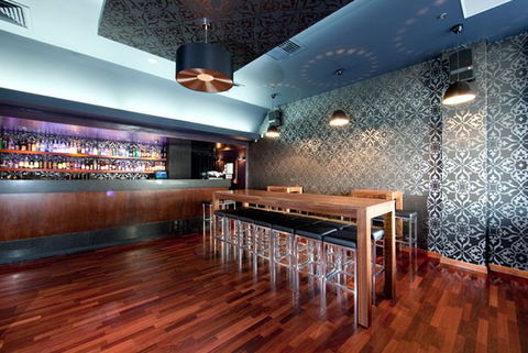 Kremlin Bar - Tourism Cairns 2