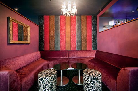 Kremlin Bar - Tourism Cairns 3