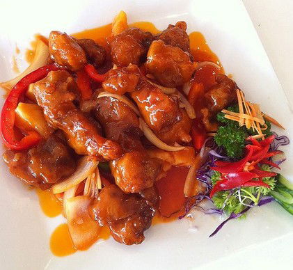 Chives Chinese & Thai Seafood Restaurant - Tourism Cairns 1