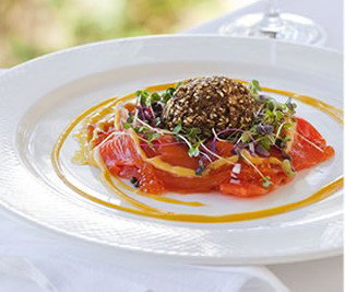 Chris's Beacon Point Restaurant - Tourism Cairns 1