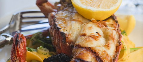 Chris's Beacon Point Restaurant - Tourism Cairns 6