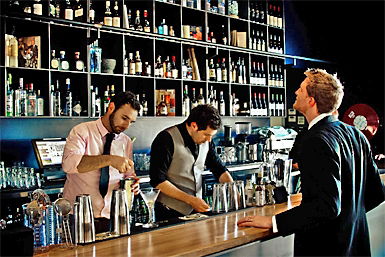 Plus 5 Bar And Restaurant - Tourism Cairns 0