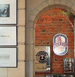 Scottish Chief's Tavern Brewery - Tourism Cairns 0