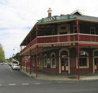 Ryans Hotel - Tourism Cairns