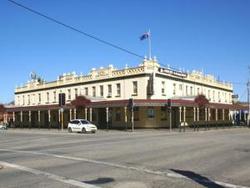 Soden's Australia Hotel - Tourism Cairns 0