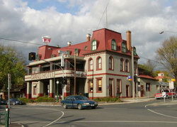 The Grand Hotel Healesville - Tourism Cairns 0