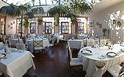 Perugino Restaurant - Tourism Cairns 0