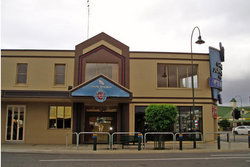 Grand Junction Hotel - Tourism Cairns 1