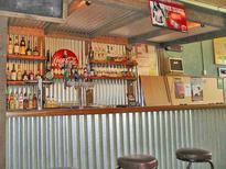 The Lake George Hotel - Tourism Cairns 1