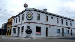 Club Hotel Bairnsdale - Tourism Cairns 2