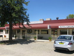 Boorhaman Hotel - Tourism Cairns 2