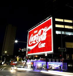 Trademark Hotel Lounge Bar And Piano Room - Tourism Cairns 2
