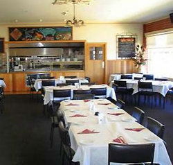 Allansford Hotel - Tourism Cairns 3