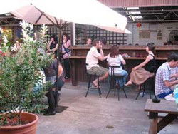 Union Hotel Brunswick - Tourism Cairns 3