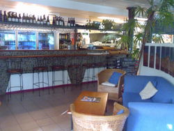 Clifton Capers Bar & Grill - Tourism Cairns 3
