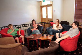 Hibernian Hotel Beechworth - Tourism Cairns 0