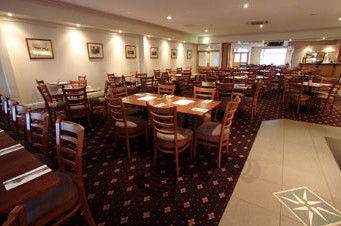 Hibernian Hotel Beechworth - Tourism Cairns 2