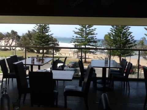 Mollymook Golf Club - Tourism Cairns 3