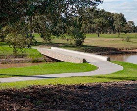 Stonebridge Golf Club - Tourism Cairns 1