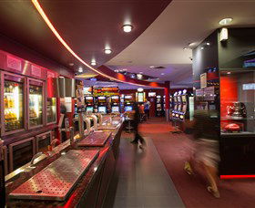 Ainslie Football And Social Club - Tourism Cairns 0