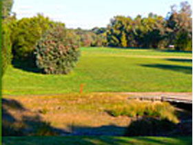 Oakbank Golf Club - Tourism Cairns 1