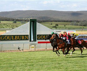 Goulburn And District Racing Club - Tourism Cairns 2