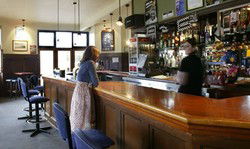 Ocean Beach Hotel - Tourism Cairns 1