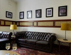 Harts Pub - Tourism Cairns 1