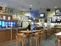 Bushland Tavern - Tourism Cairns 3