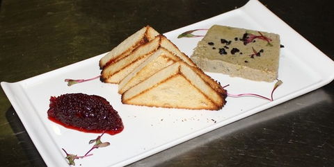 Le Bistro @ Cheval Blanc - Tourism Cairns 4