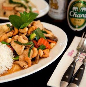 Eagle Thai - Tourism Cairns 0