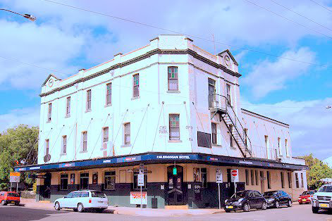 Caledonian Hotel - Tourism Cairns 0