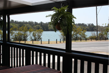 Chinderah Tavern - Tourism Cairns 1