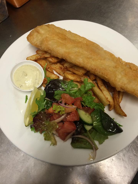 Coomera Waters Tavern - Tourism Cairns 5