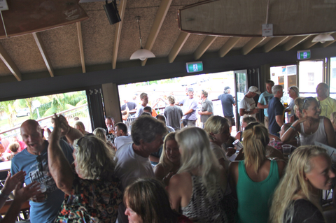 Crescent Head Tavern - Tourism Cairns 1