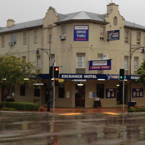 Exchange Hotel - Tourism Cairns 1