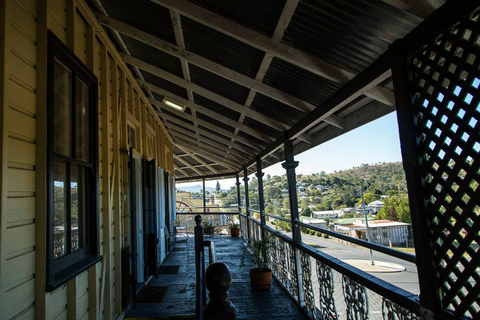 Leichhardt Hotel - Tourism Cairns 1