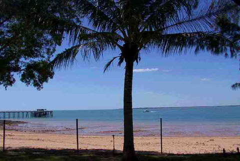 Mandorah Beach Hotel - Tourism Cairns 1