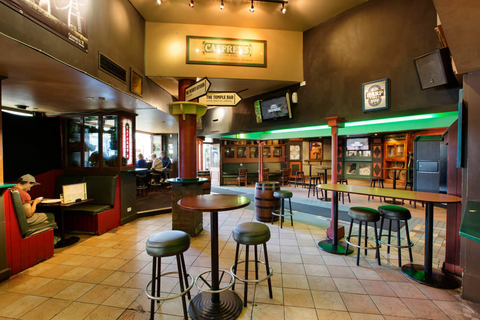 O'Malley's Irish Pub - Tourism Cairns 1