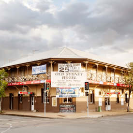 Old Sydney Hotel - Tourism Cairns 1