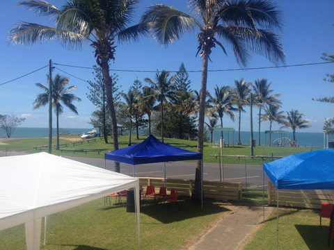 Pine Beach Hotel-Motel - Tourism Cairns 3