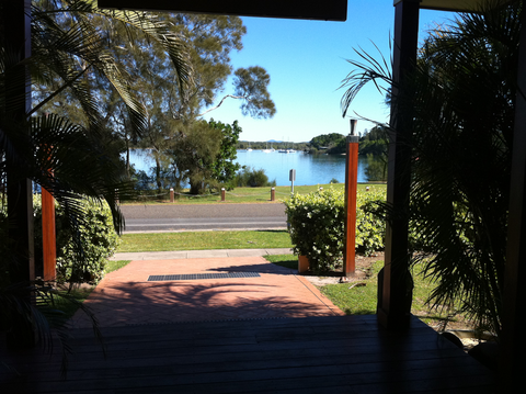 Riverside Tavern - Tourism Cairns 2