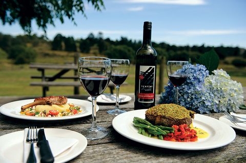 Sutton Forest Inn - Tourism Cairns 1