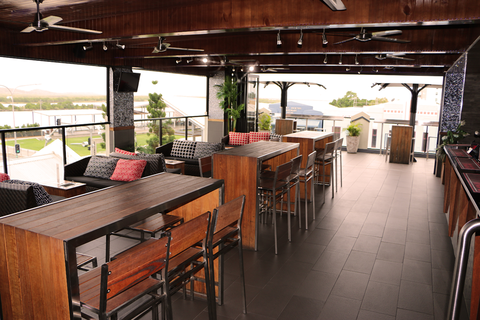 The Ambassador Hotel - Tourism Cairns 10