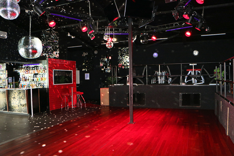 The Ambassador Hotel - Tourism Cairns 16