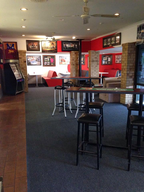 The Back Page Sports Bar & Grill - Tourism Cairns 0